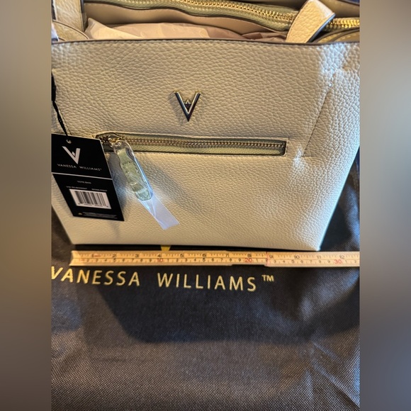 Vanessa Williams Cream(bone) and Mint Accents Tote Bag NWT - Picture 6 of 7